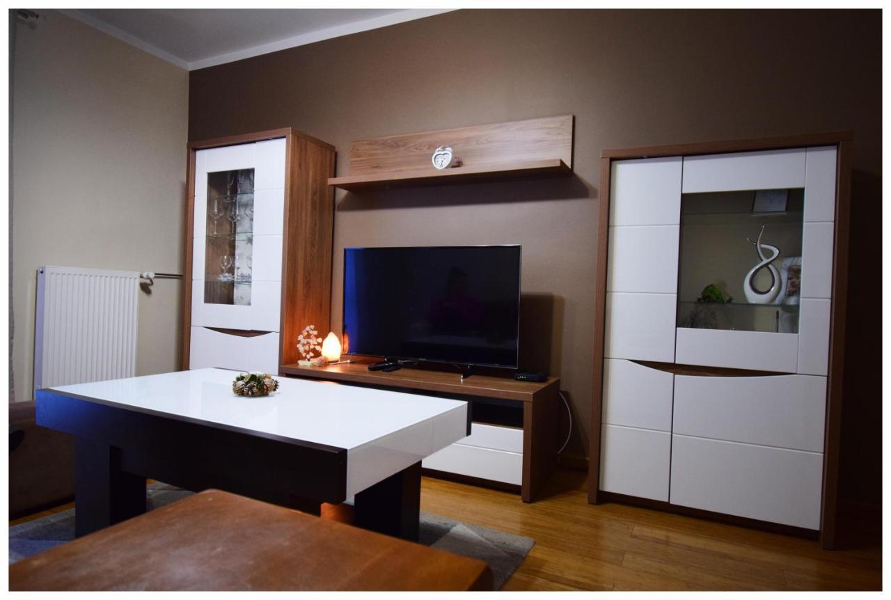 Color 24 Apartament IV Leilighet Stalowa Wola Eksteriør bilde