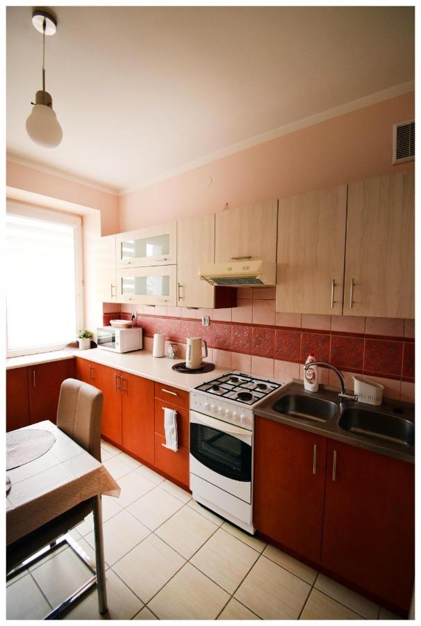 Color 24 Apartament IV Leilighet Stalowa Wola Eksteriør bilde