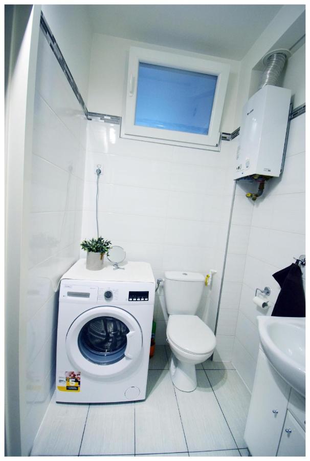 Color 24 Apartament IV Leilighet Stalowa Wola Eksteriør bilde