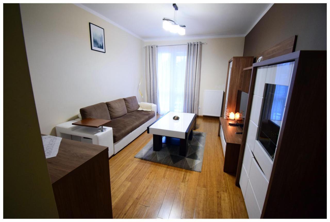 Color 24 Apartament IV Leilighet Stalowa Wola Eksteriør bilde